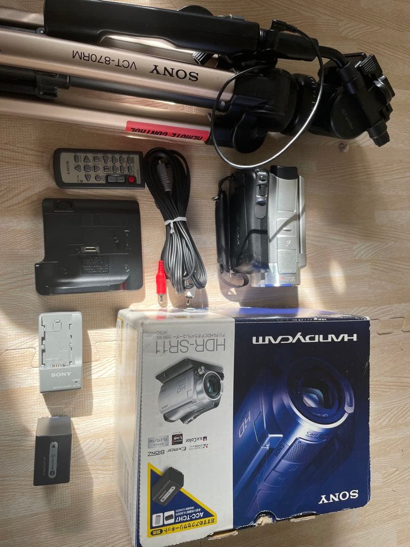 Sony HDR-SR11 HDビデオカメラ 付属品付き