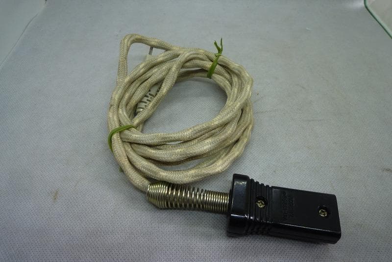 未使用展示品　 タキイ和裁電化鏝 １丁立　和裁こて　和裁コテ　鏝１本付