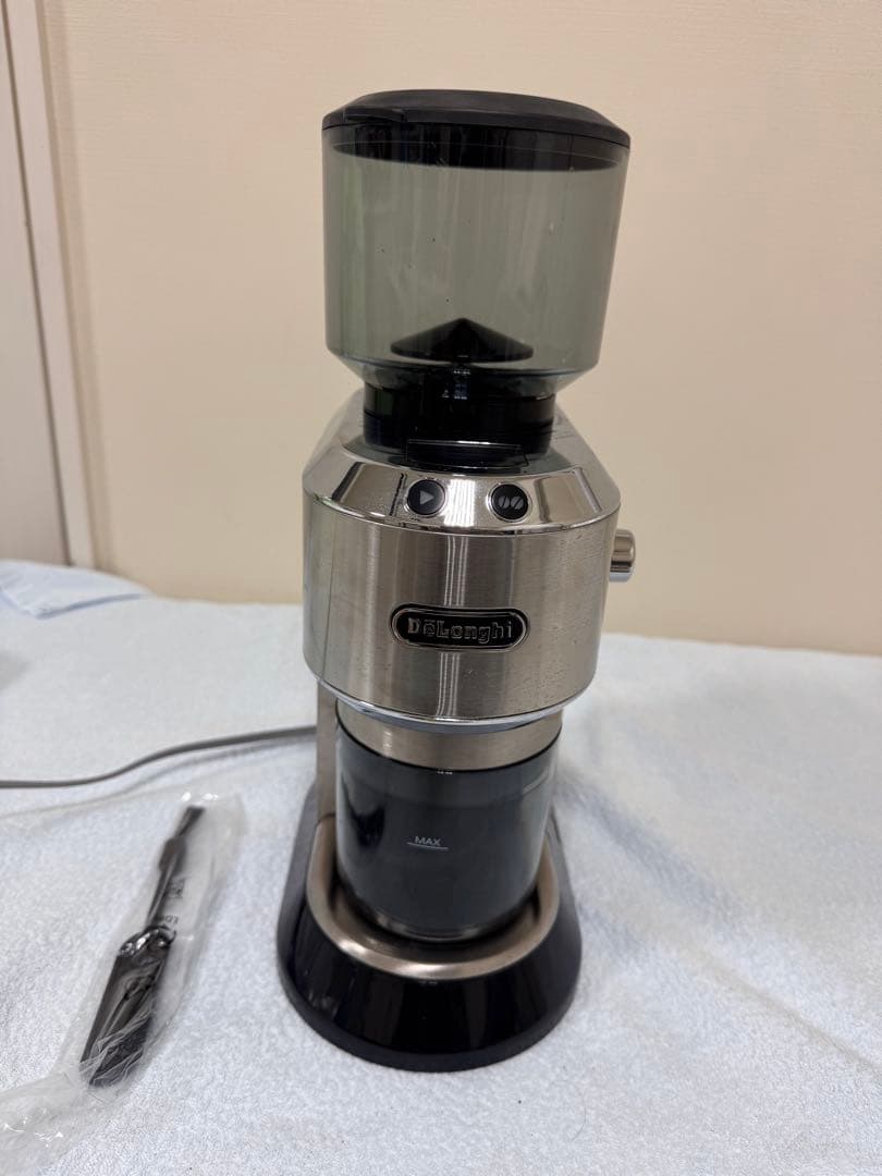 コーヒーメーカー・エスプレッソマシン DeLonghi Dedica Coffee Grinder K6S21-JM
