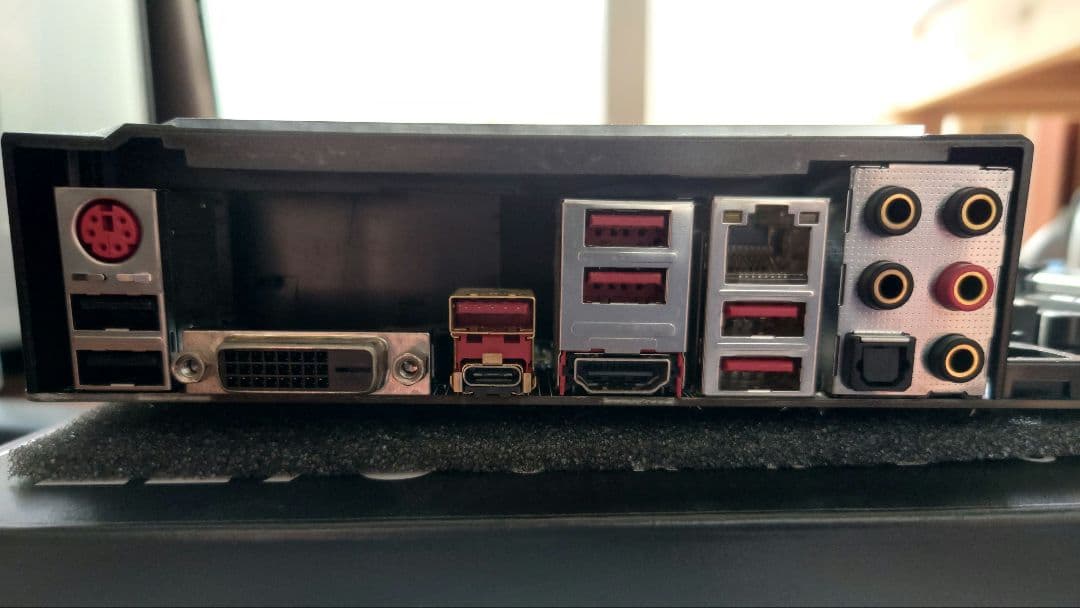 MSI Z270 GAMING PRO intel7700K DDR4：16GB