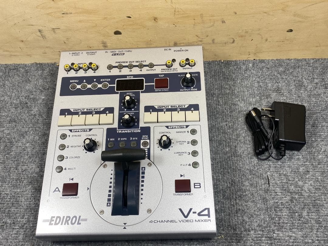Roland edirol V-4 ビデオミキサー
