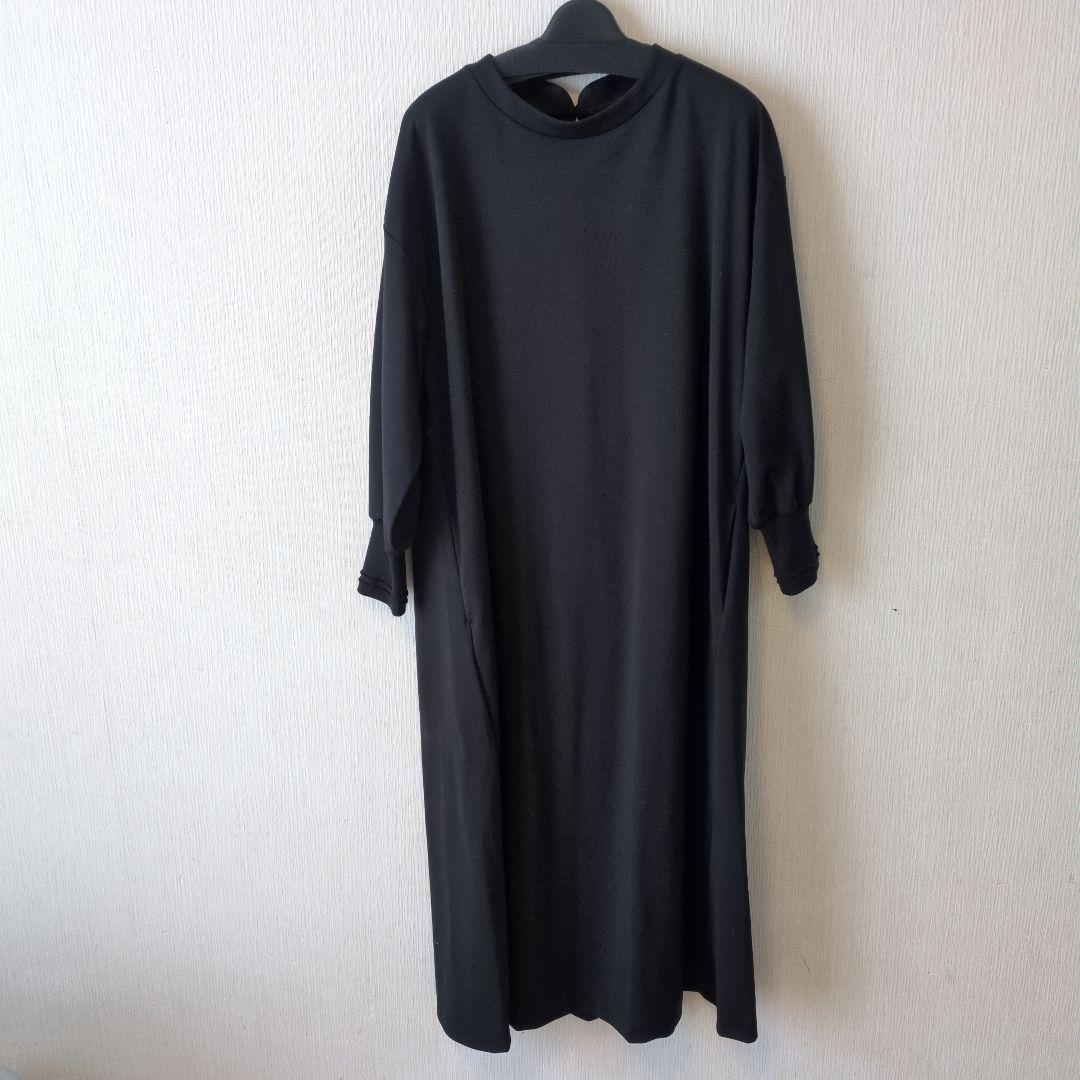 ☆土日限定価格☆北欧暮らしの道具店 　ポンチ素材のワンピース　ブラック　Мサイズ