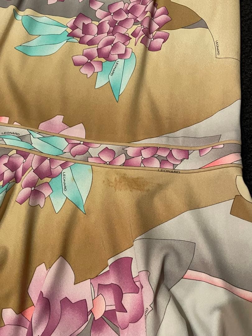 【レオナール LEONARD】ミモレ丈 ワンピース 長袖 花柄 ジャージーx絹