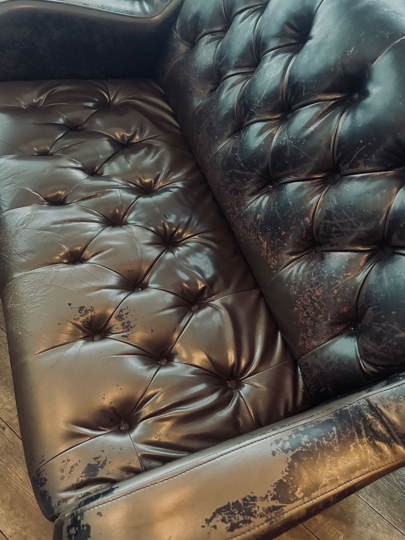 2人掛けソファ ブラウン ボタン留め アンティーク調