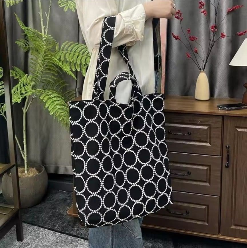 タンバリン　トートバッグ　ショルダー　ブラック