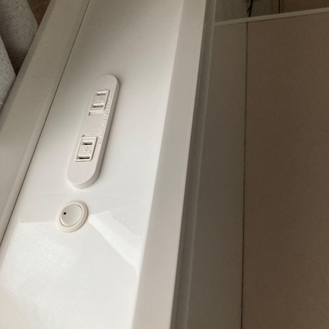 F*S様 ニトリ　ホワイト クイーンサイズベッドフレーム