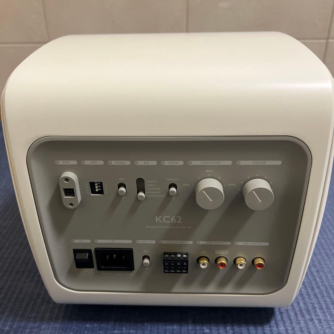 y*n様 KEF ワイヤレスサブウーファー ホワイト