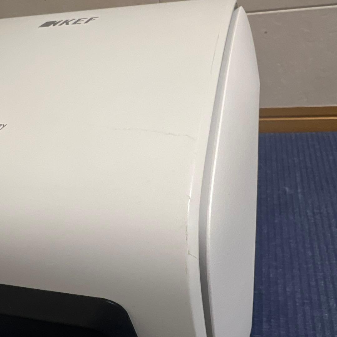 y*n様 KEF ワイヤレスサブウーファー ホワイト