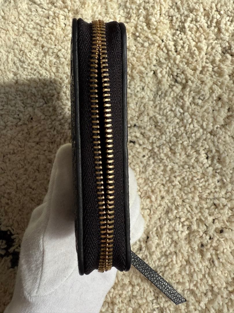 新品同様 Louis Vuitton ジッピーパース