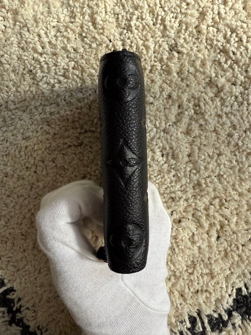 新品同様 Louis Vuitton ジッピーパース