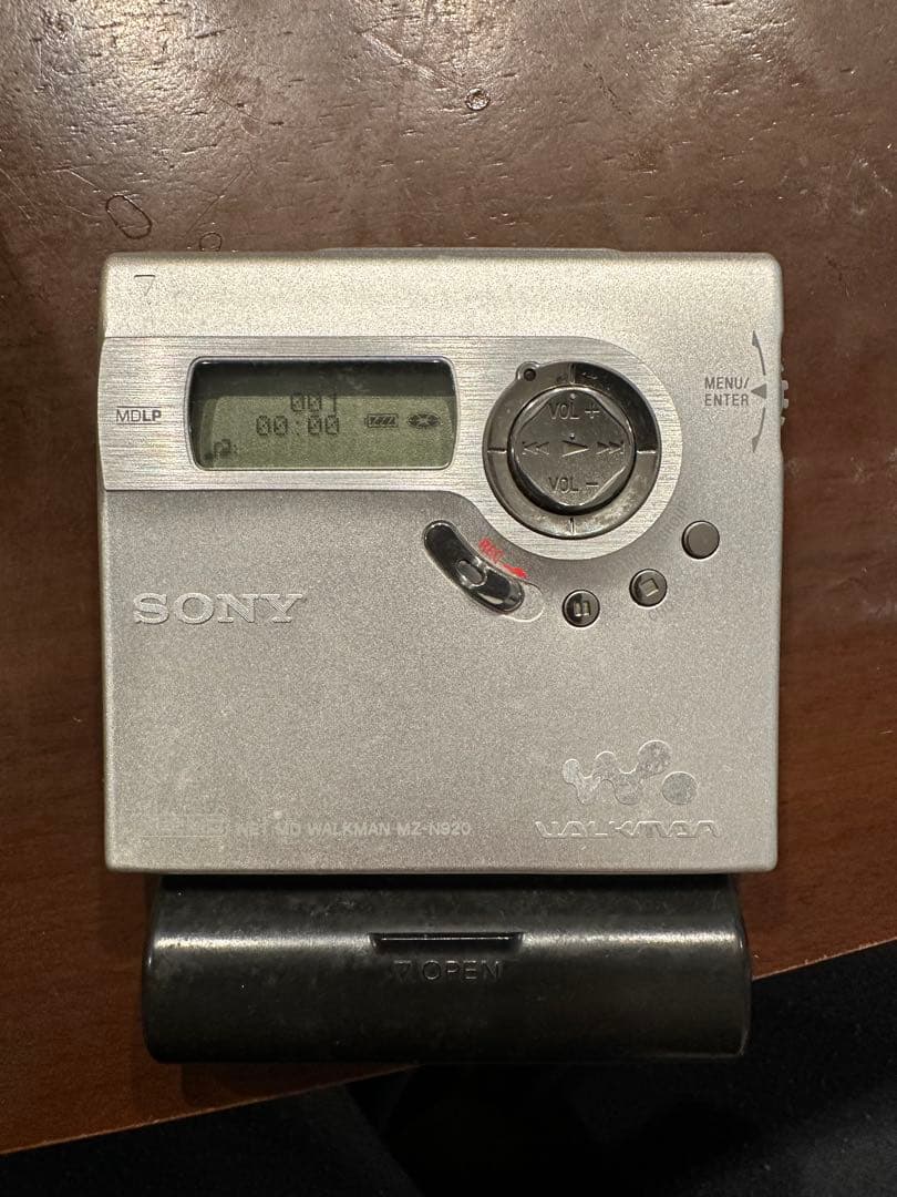 【ジャンク】SONY MD WALKMAN MZ-N920 MDプレーヤー