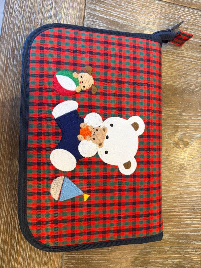 11/15まで　ほぼ未使用　ファミリア　母子手帳ケース　001