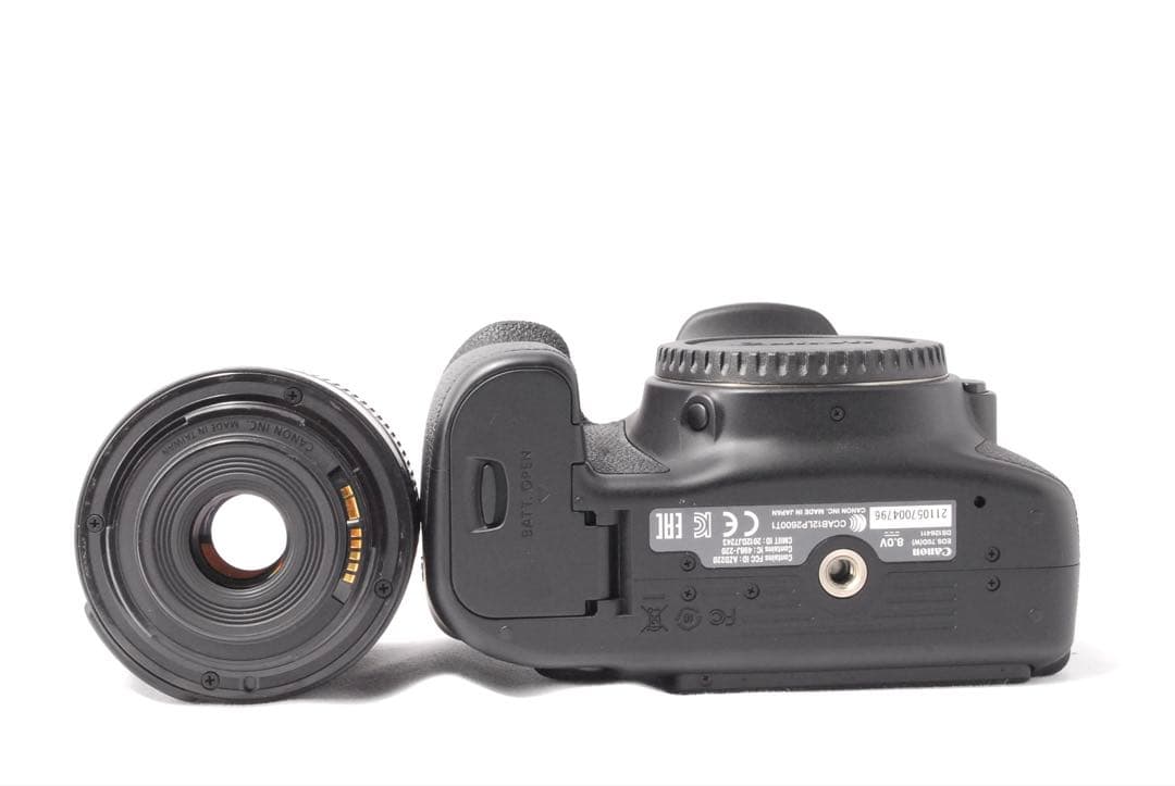 Wi-Fi機能付き✨Canon EOS 70D✨デジタル一眼レフ✨スマホ転送