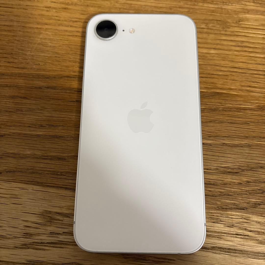Apple iPhone16e ホワイト 本体　自由人さん専用
