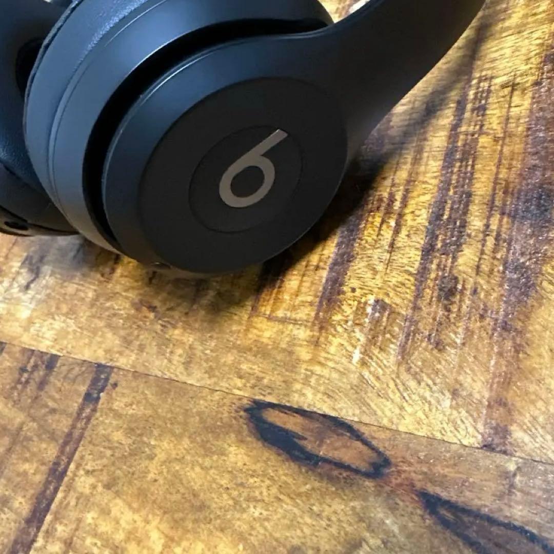 ヘッドホン Beats solo4