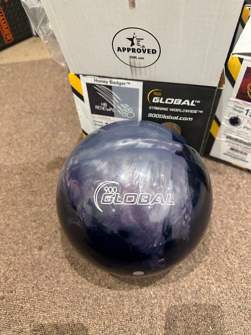 900グローバル　13ポンド　未使用　ボウリングボール　ストーム
