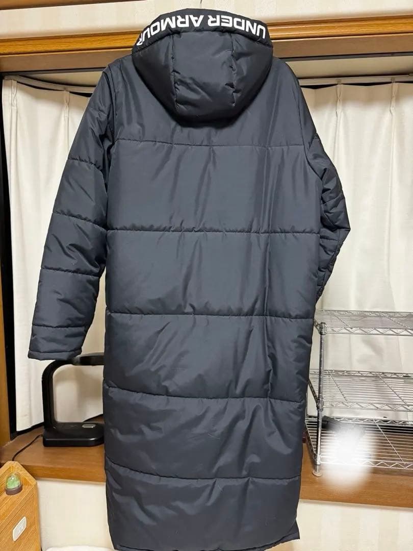 ベンチコート　アンダーアーマー　サイズL 黒色