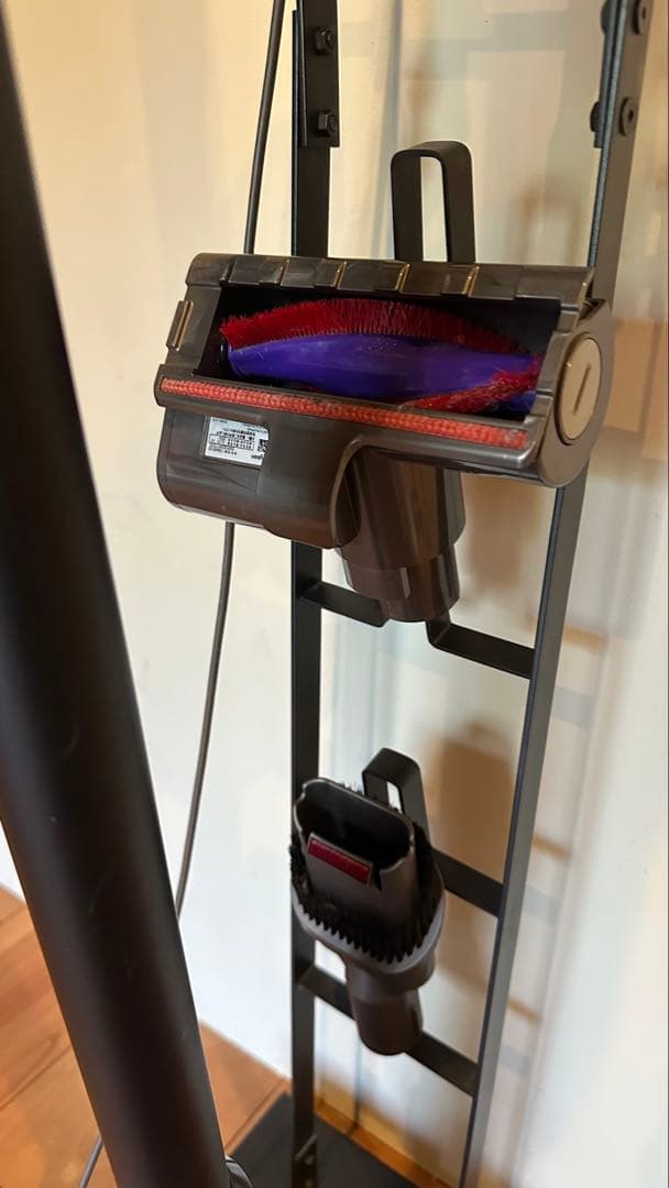 ぴ*ぐ様 ダイソンsv12 コードレスクリーナー