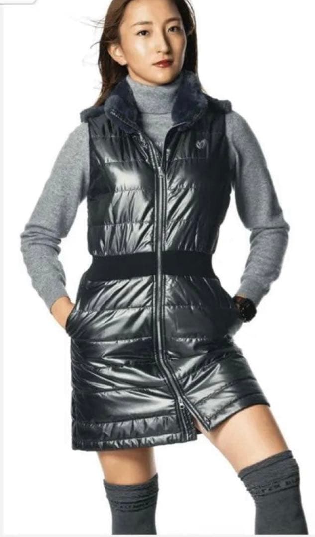 マスターバニーエディション ダウンワンピース ファー付き ネイビー