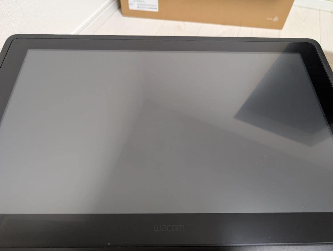 液タブ・ペンタブ Wacom cintiq22 FHD(DTK-2260)