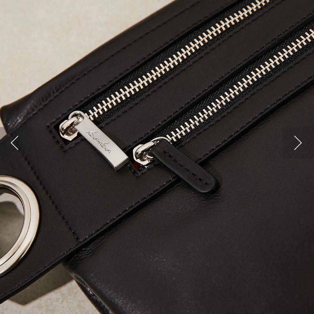 ear PAPILLONNER kawakawa レザーボディバッグMサイズ