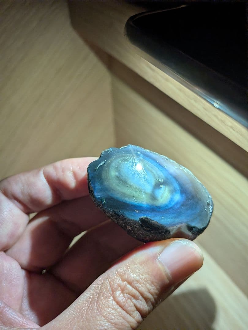 研磨品　十勝石玲瓏　ブルーレインボー特級品