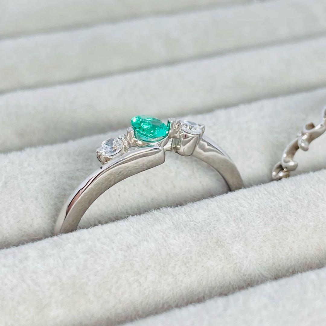 天然石　ノンオイルエメラルド　希少石　エメラルドリング