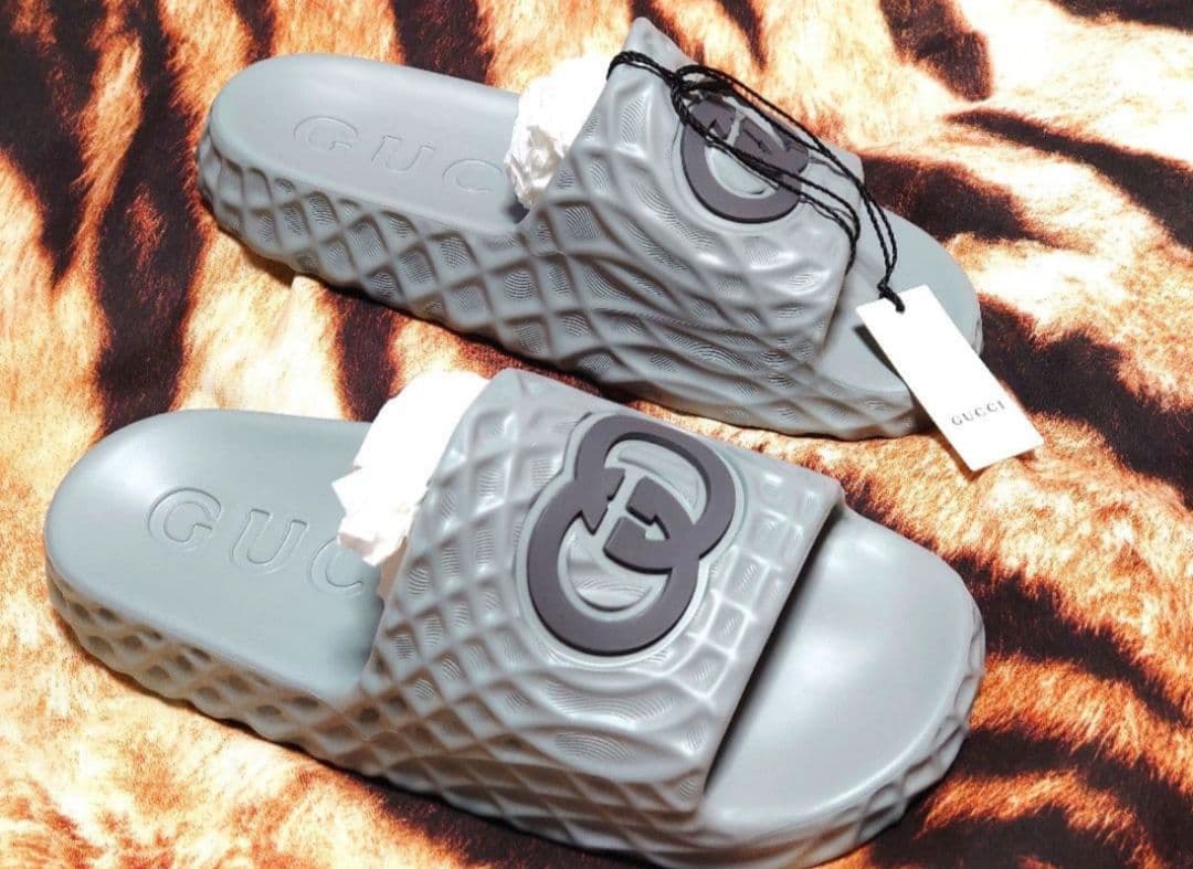 【完全新品未使用品】GUCCI インターロッキングG ラバーサンダル ２７cm