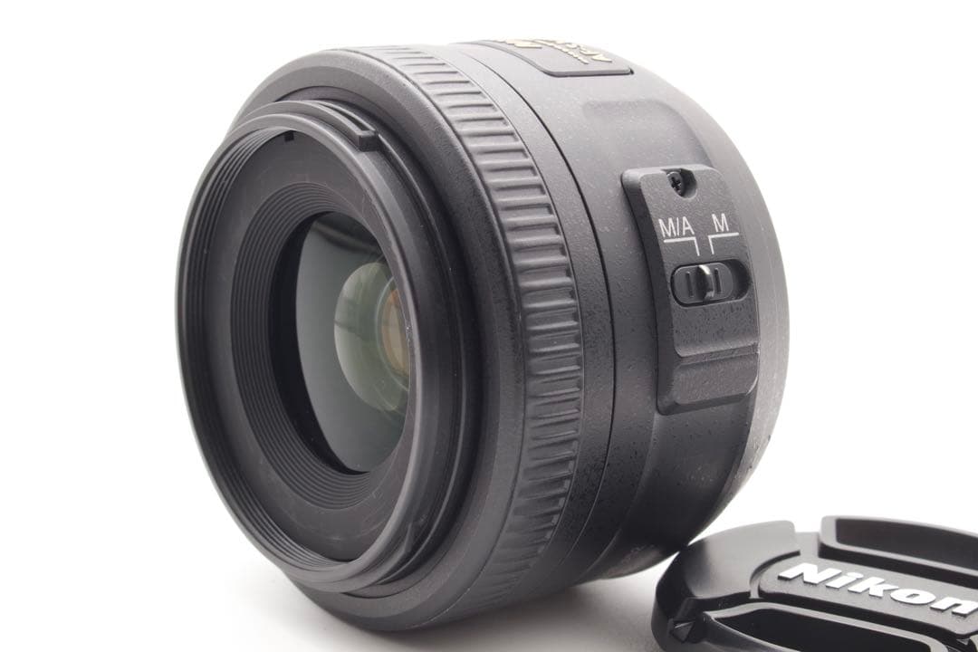 Nikon DX AF-S 35mm F1.8G 　単焦点　ニコン　ボケ味　美品
