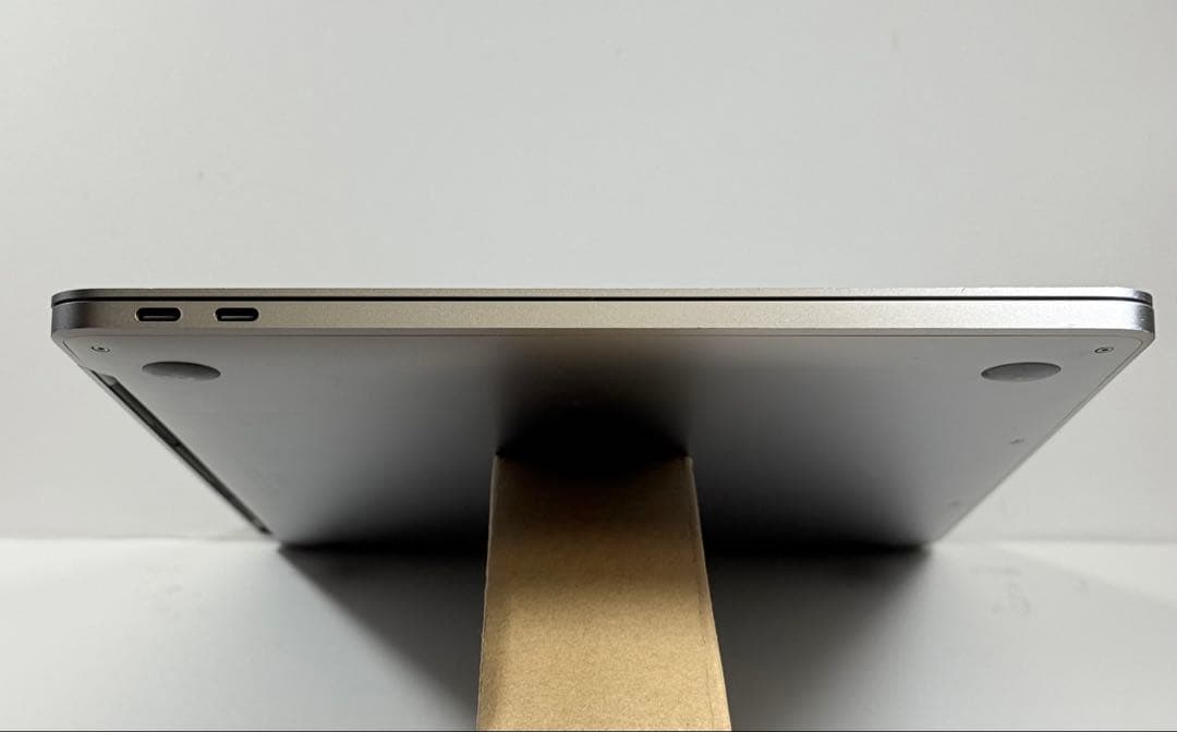 MacBook本体 Apple MacBook Pro 13 2017 i5/16GB/250GB