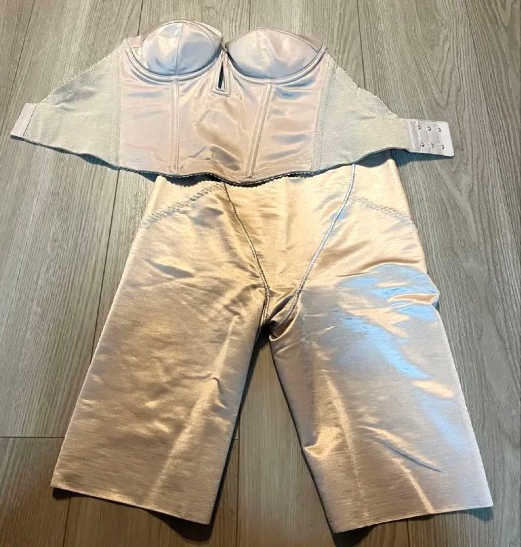 THE TREAT DRESSINGショートビスチェ・ガードル B65 Sサイズ