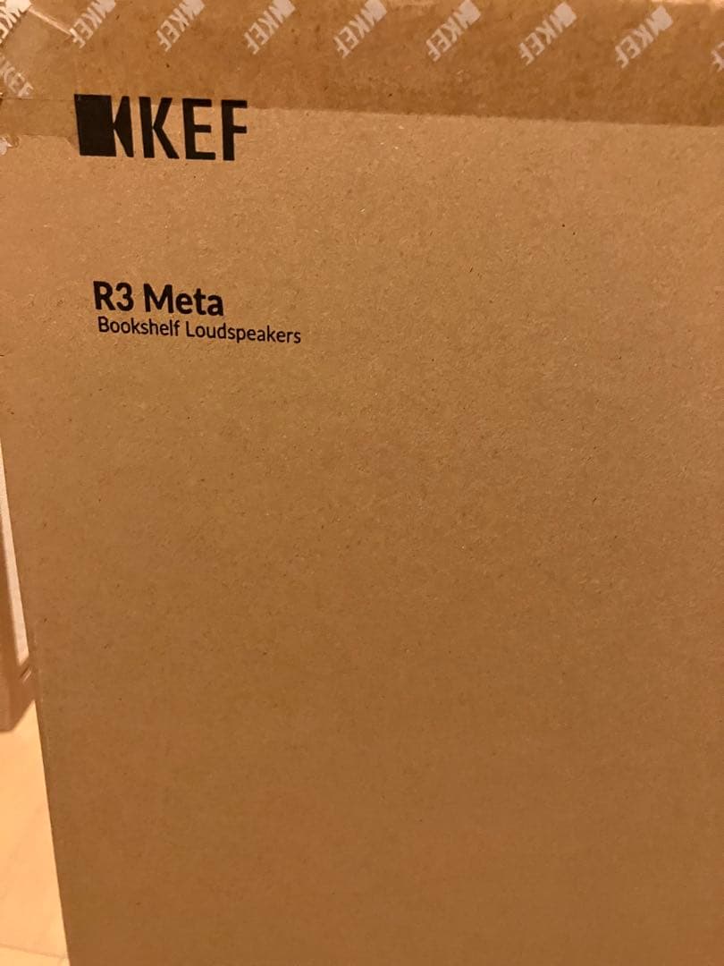 KEF R3  ホワイトグロス ブックシェルフスピーカー