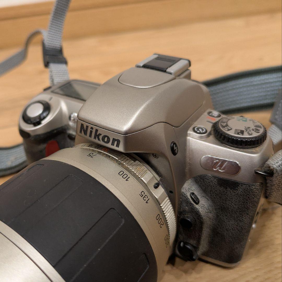 送料無料 Nikon フィルム一眼レフカメラ Tamronレンズ付き