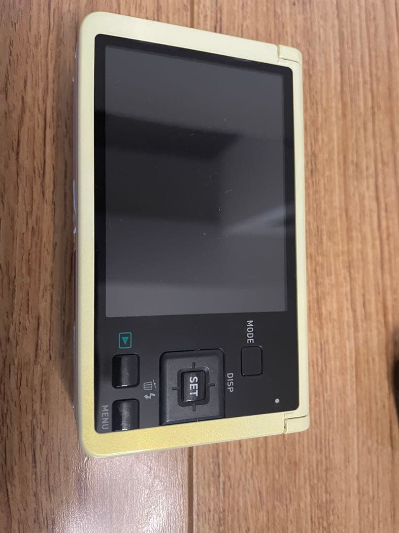 CASIO EXILIM EX-ZR70 デジカメ ほぼ新品 4643