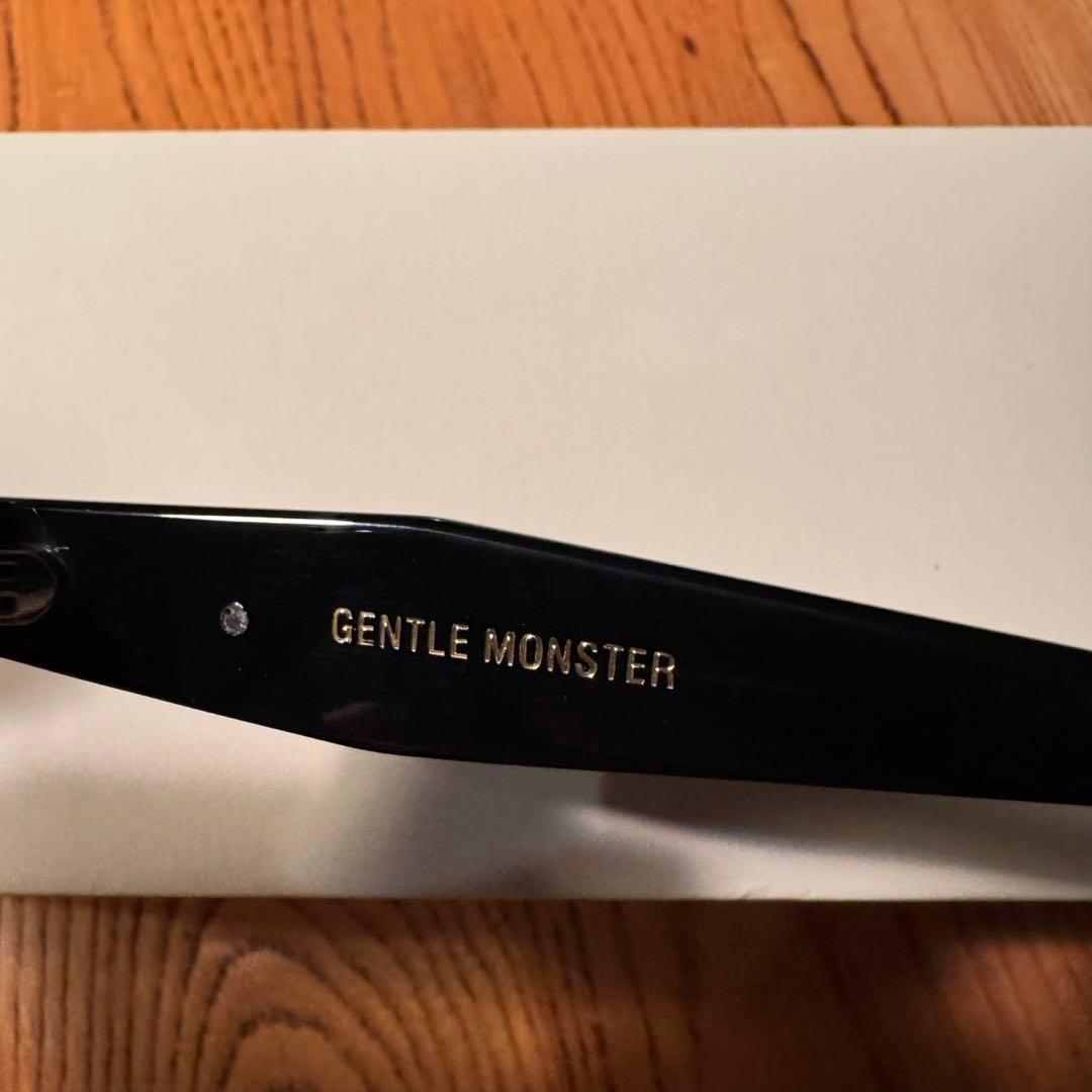 GENTLE MONSTER ジェントルモンスター　ROCOCO