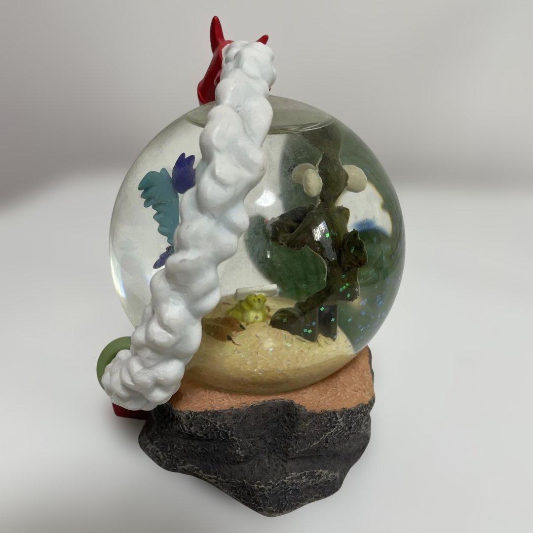 ワイリーコヨーテ ＆ ロードランナー　スノードーム　フィギュア