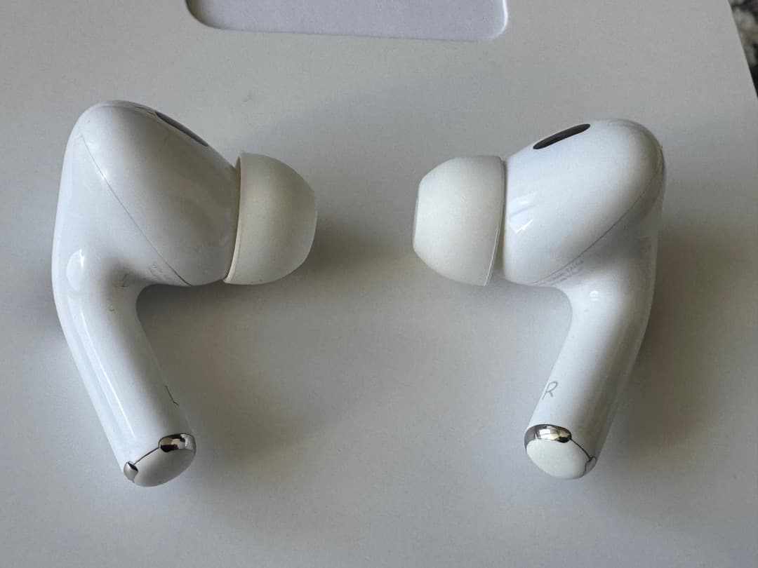 な*ん様 AirPods Pro 2（第2世代Lightning版、MQD83J