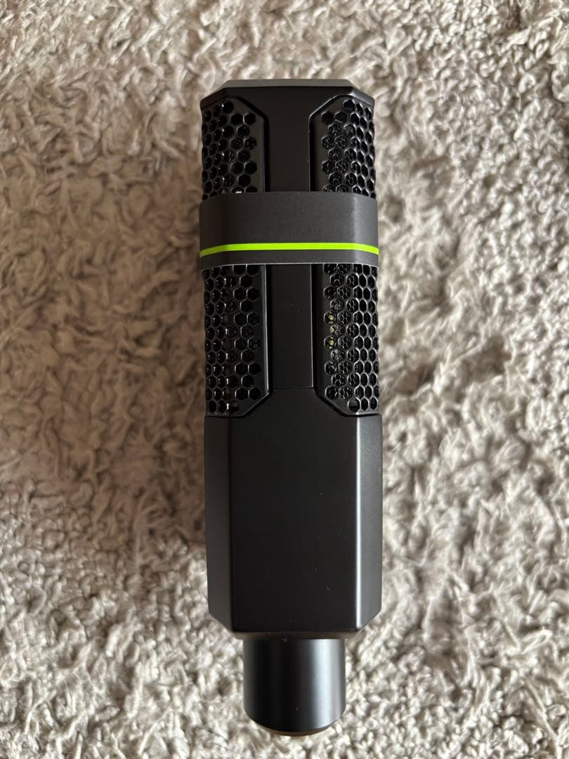 コンデンサーマイク フロントマーク付き