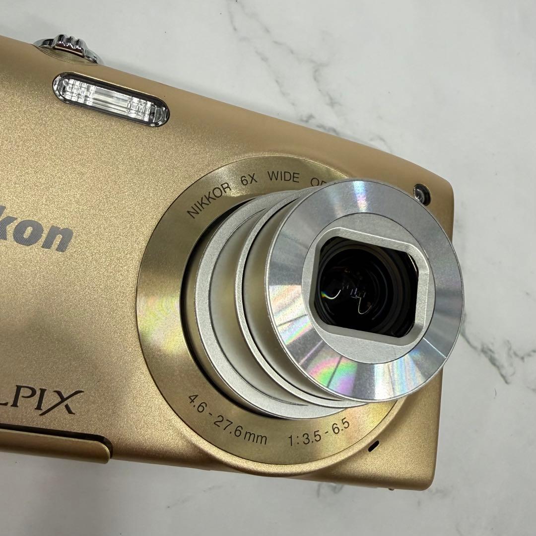 付属品有り　NICON COOIPIX S3300 カメラ　デジタルカメラ