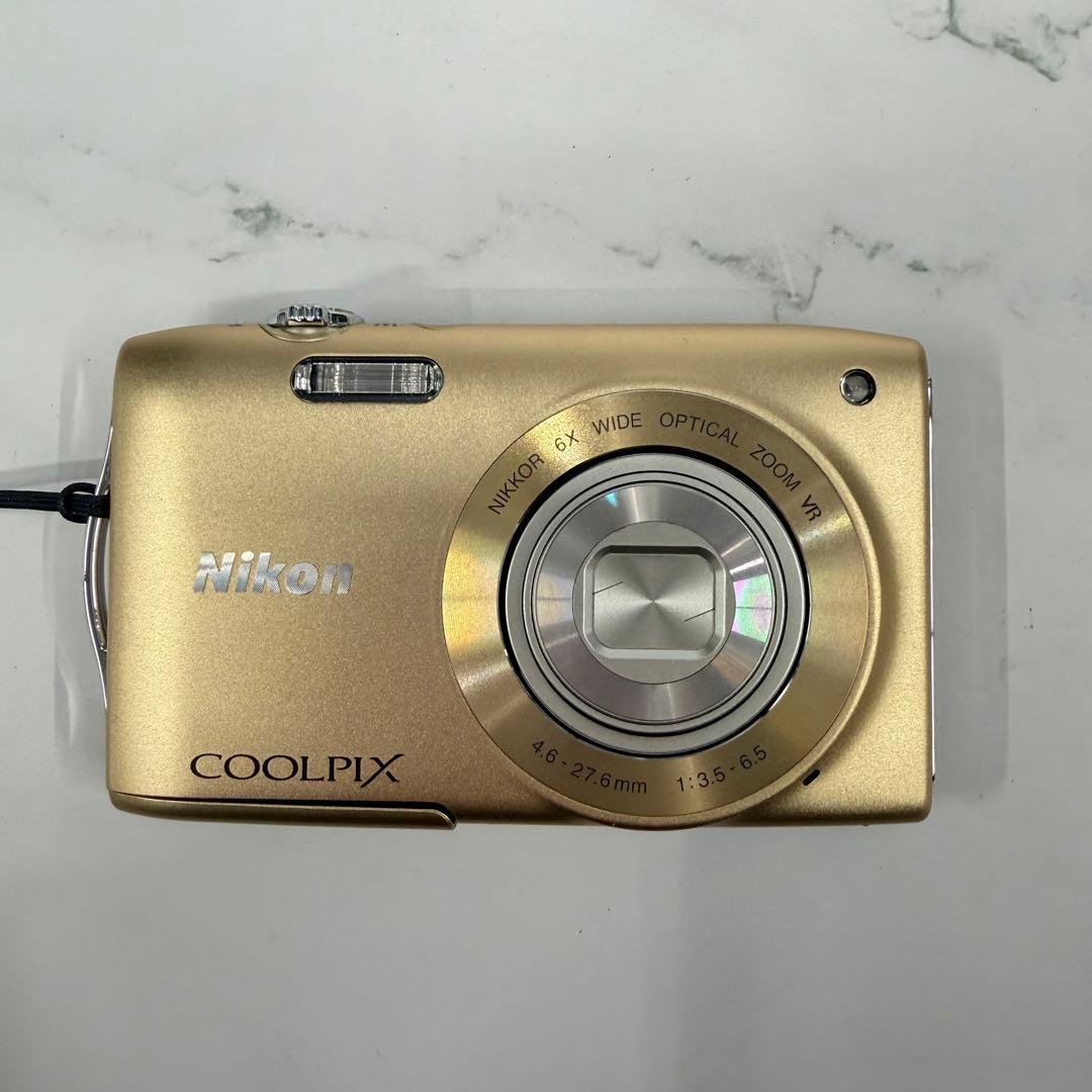 付属品有り　NICON COOIPIX S3300 カメラ　デジタルカメラ