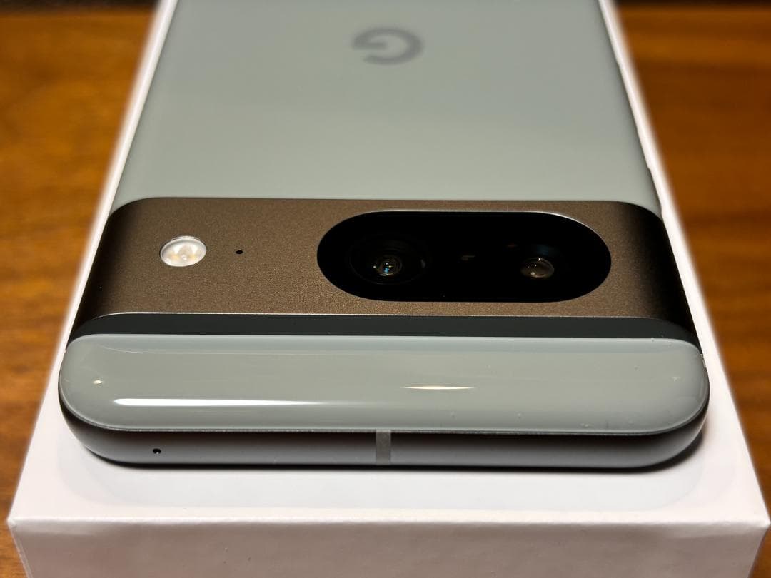 Google Pixel 8 128GB ヘーゼル 付属品未使用 おまけ付 美品