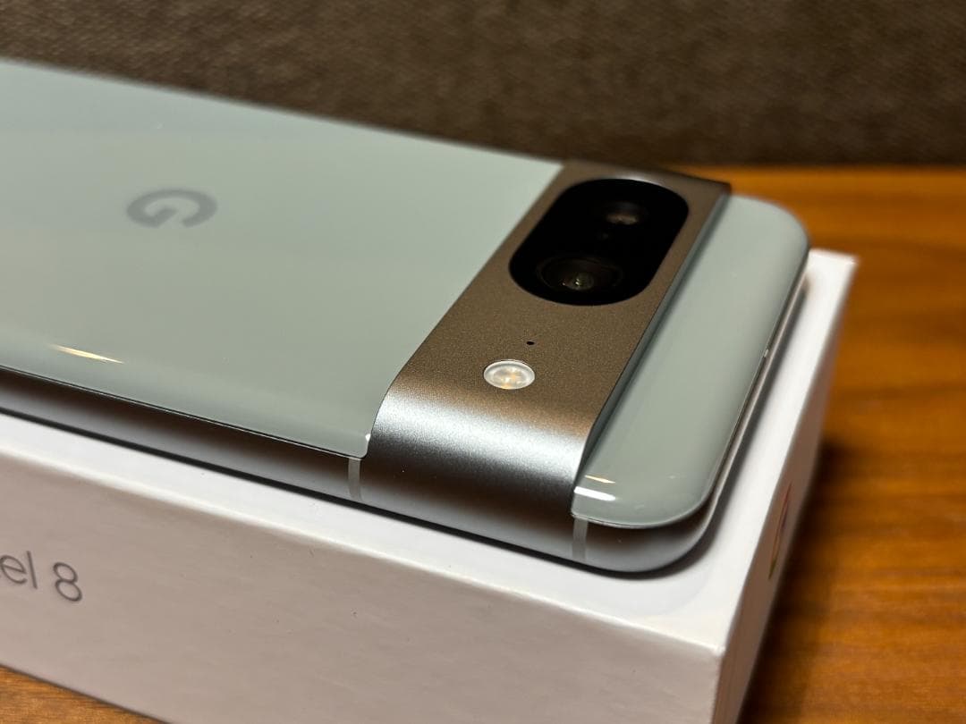 Google Pixel 8 128GB ヘーゼル 付属品未使用 おまけ付 美品