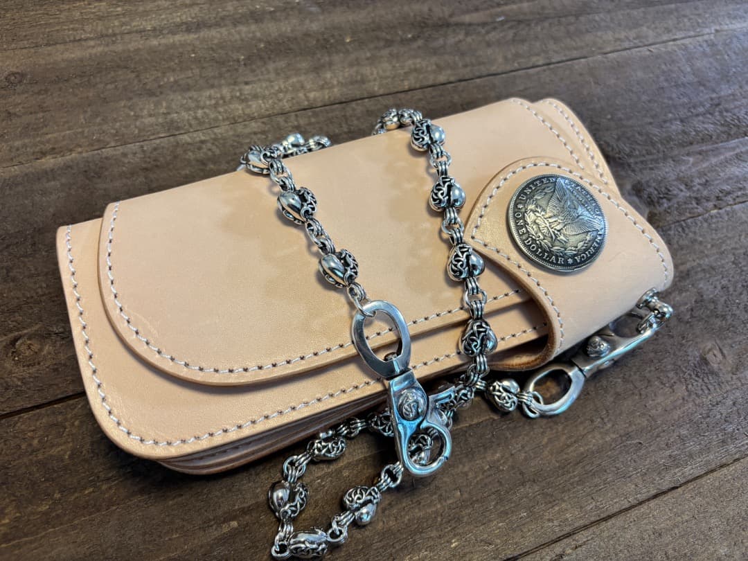 バイカー必須　ウォレット用ハート型　シルバーチェーン　TYPE3　QBKB001