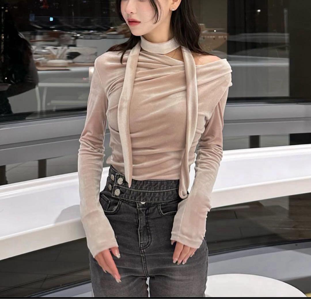 YILON Drape tie blouseベロアベージュ ブラウス トップス