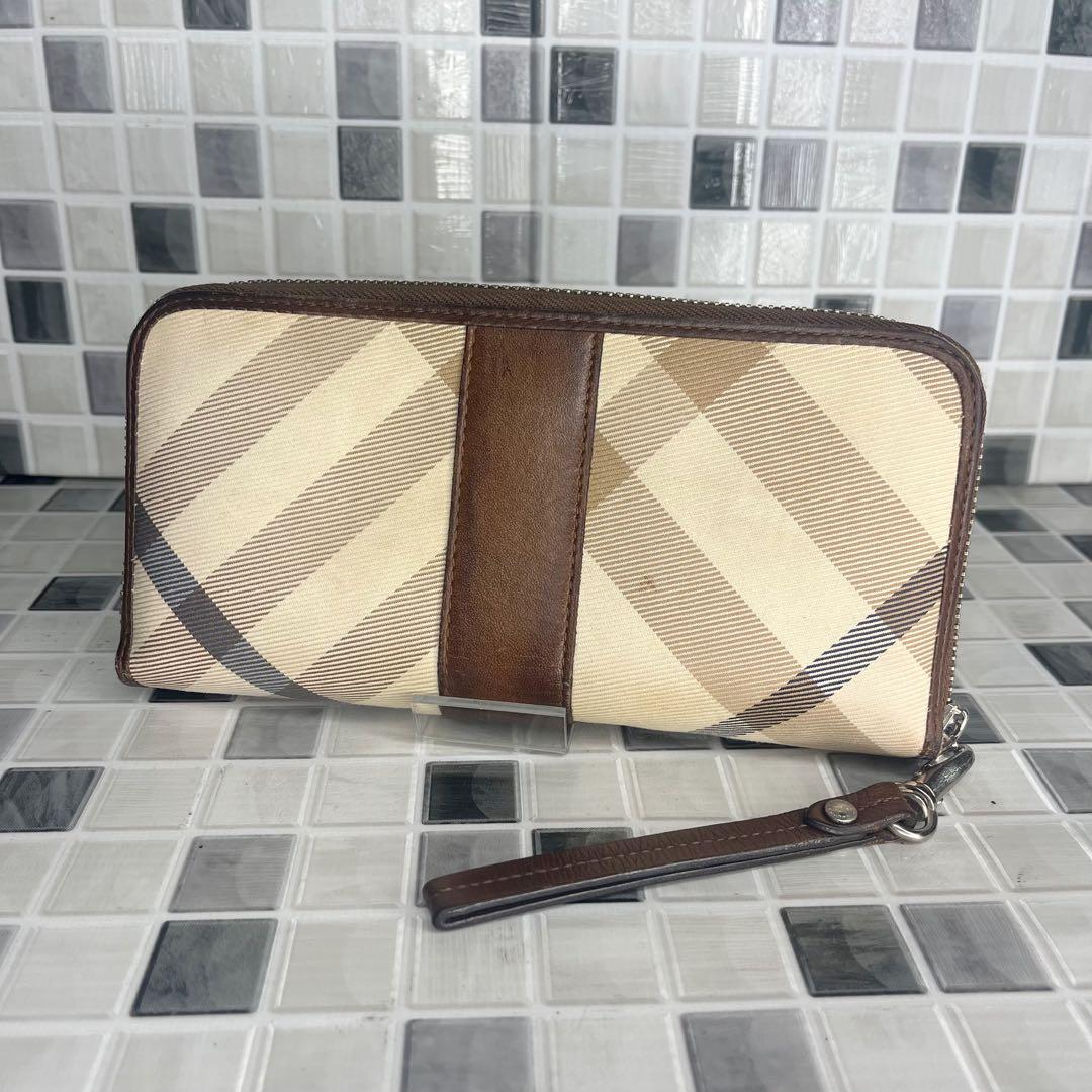 Burberry バーバリー 長財布 ラウンドファスナー