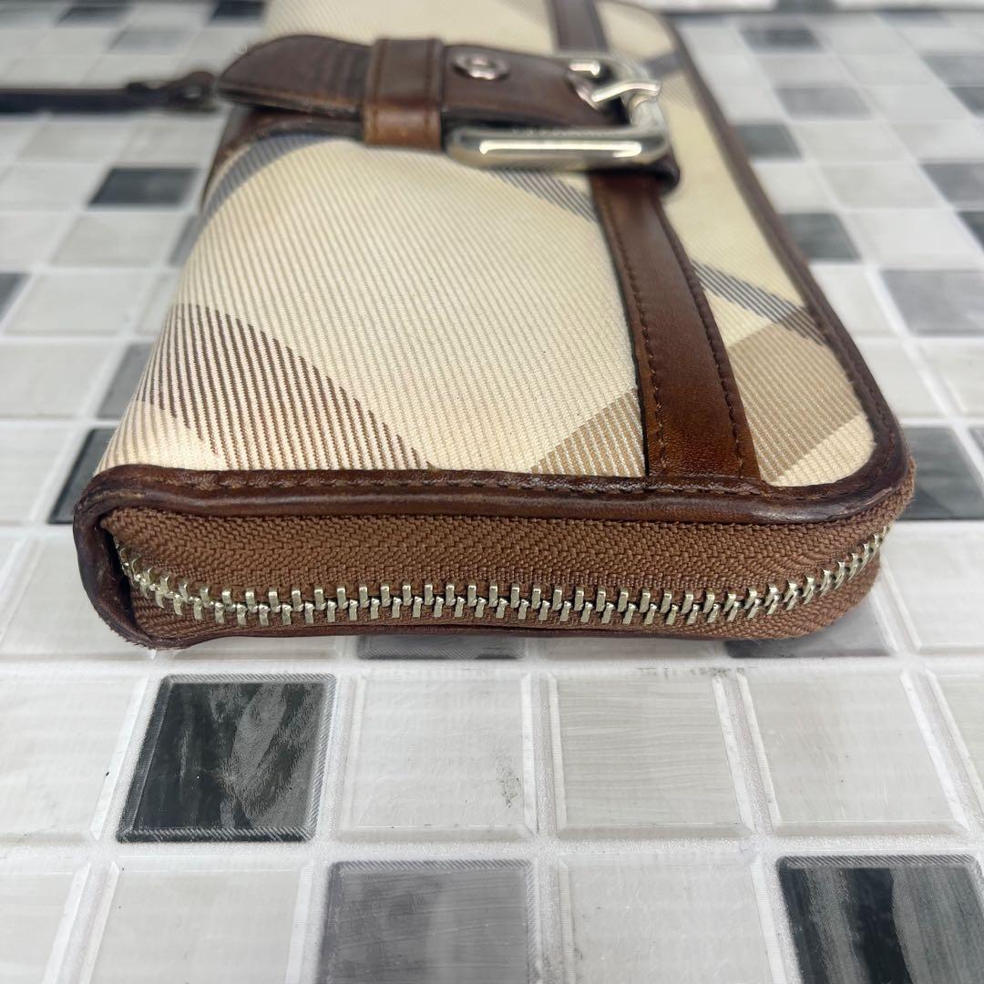 Burberry バーバリー 長財布 ラウンドファスナー