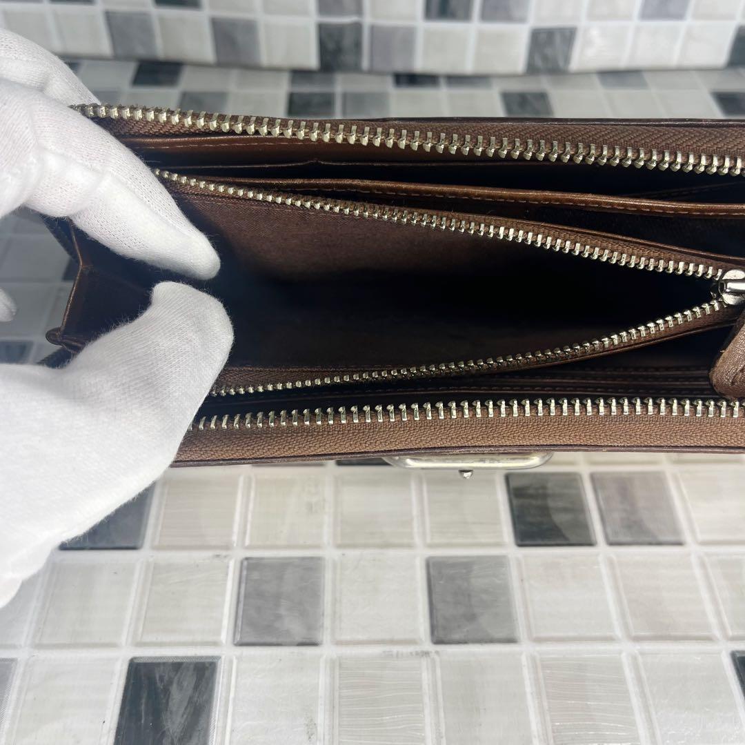 Burberry バーバリー 長財布 ラウンドファスナー