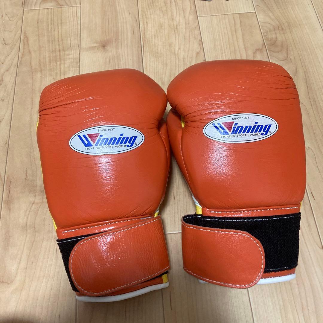 Winning ボクシンググローブ 10 oz オレンジ/イエロー
