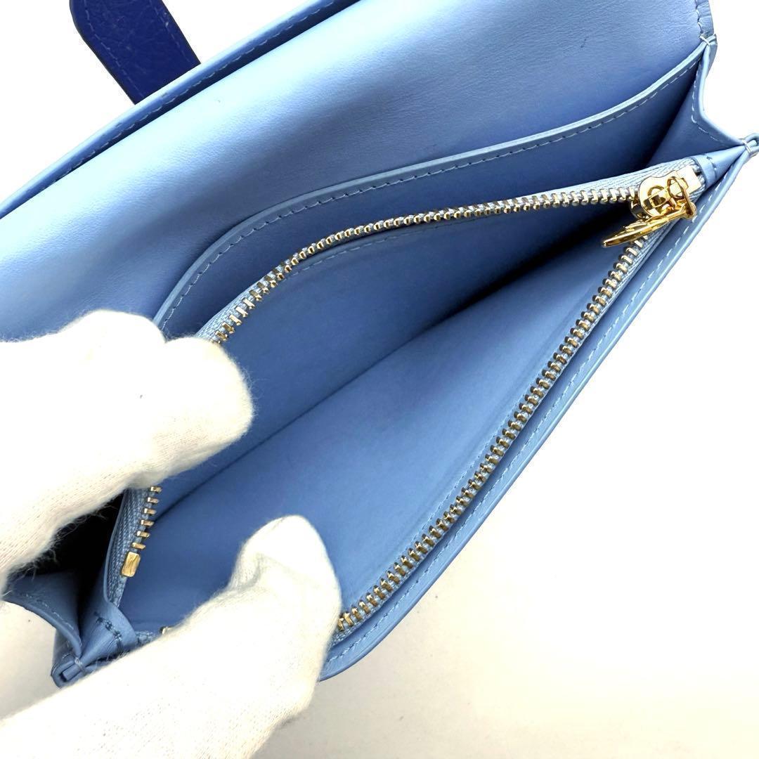 ルイヴィトン LV ヴェルティカル ウォレット カプシーヌ トリヨン ブルー