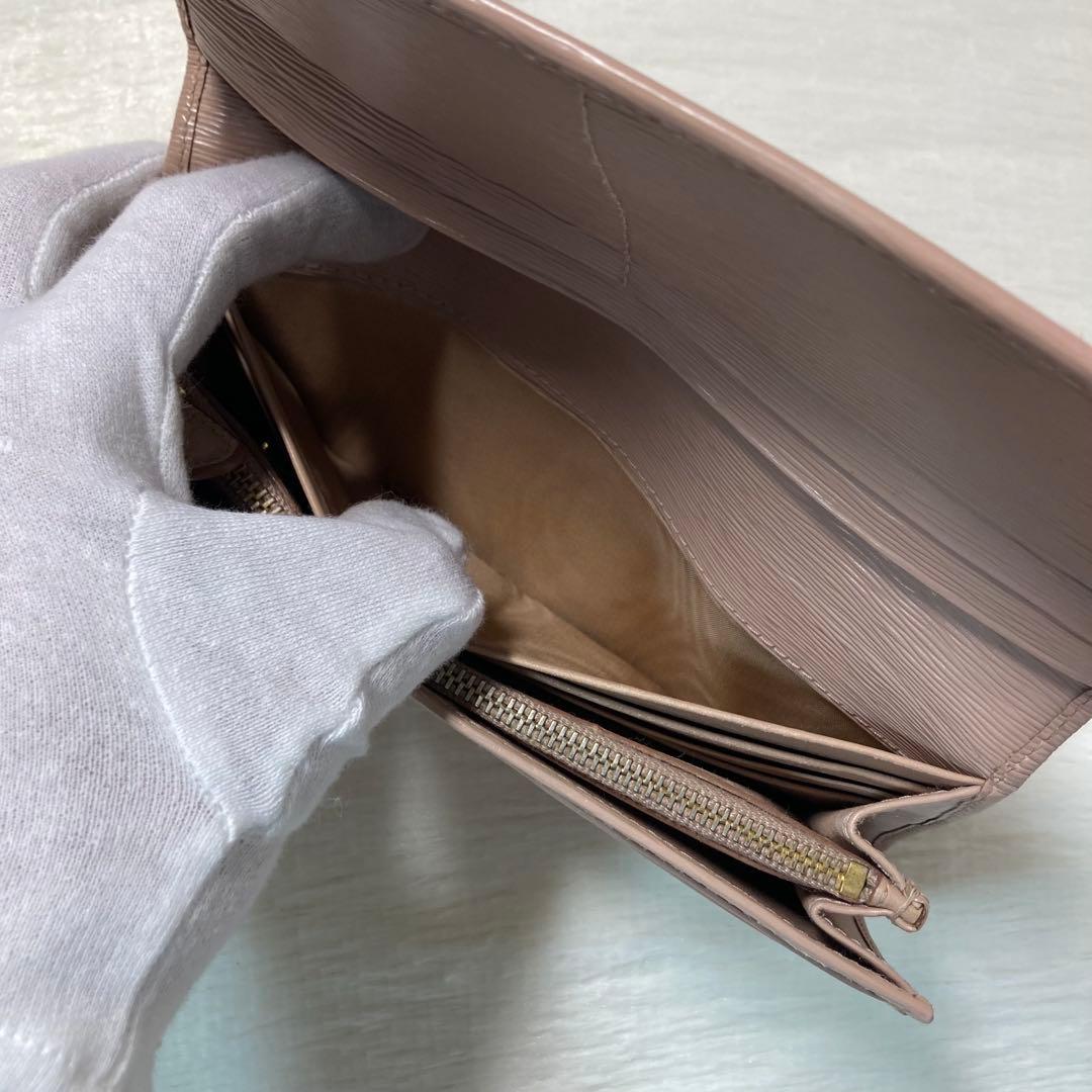 人気デザイン　PRADA プラダ　エピ　レザー　ベージュ　長財布　折りたたみ